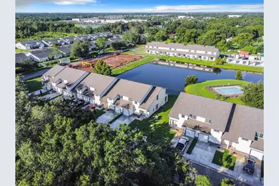 1736 Barton Towne Circle, Saint Cloud, FL 34769 - Photo 7