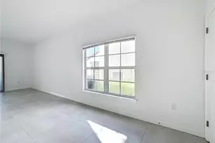 1734 Barton Towne Cir, Saint Cloud, FL 34769 - Photo 17