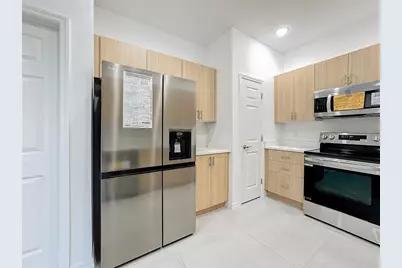 1752 Barton Towne Circle, Saint Cloud, FL 34769 - Photo 13