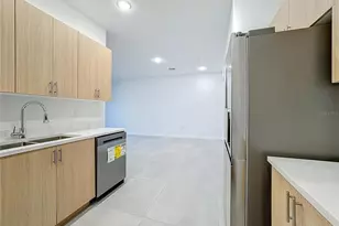 1752 Barton Towne Cir, Saint Cloud, FL 34769 - Photo 15