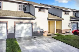 1724 Barton Towne Cir, Saint Cloud, FL 34769 - Photo 5