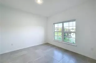 1724 Barton Towne Cir, Saint Cloud, FL 34769 - Photo 25