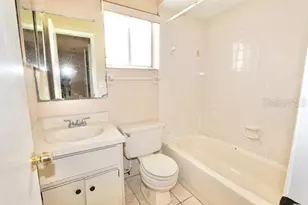 12240 Eastcove Dr, Orlando, FL 32826 - Photo 5