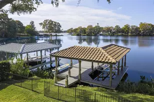 560 Country Club Dr, Winter Park, FL 32789 - Photo 41