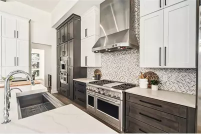 560 Country Club Drive, Winter Park, FL 32789 - Photo 13