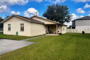 2359/2361 Chestnut Hills Dr, Lakeland, FL 33805 - Photo 1