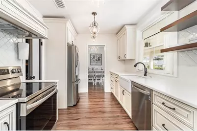 1099 Grove Avenue, Mount Dora, FL 32757 - Photo 13