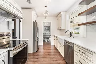 1099 Grove Ave, Mount Dora, FL 32757 - Photo 13