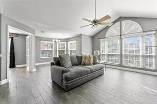 660 Youngstown, Altamonte Springs, FL 32714 - Photo 3