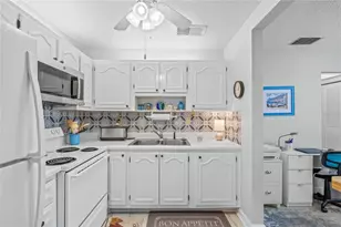 11923 Boynton Ln, New Port Richey, FL 34654 - Photo 13