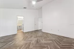 655 Eagle Pointe S, Kissimmee, FL 34746 - Photo 23