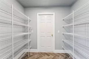 655 Eagle Pointe S, Kissimmee, FL 34746 - Photo 9