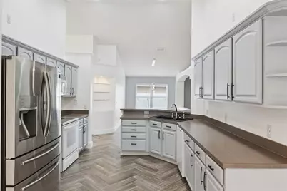 655 Eagle Pointe S, Kissimmee, FL 34746 - Photo 5