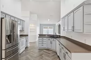 655 Eagle Pointe S, Kissimmee, FL 34746 - Photo 5