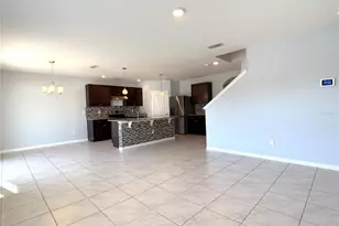 389 Tanglewood Dr, Davenport, FL 33896 - Photo 3