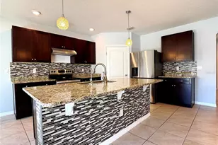 389 Tanglewood Dr, Davenport, FL 33896 - Photo 9