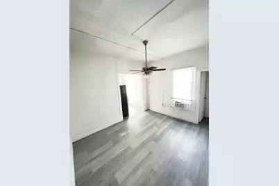 205 S Grove Street, Eustis, FL 32726 - Photo 5