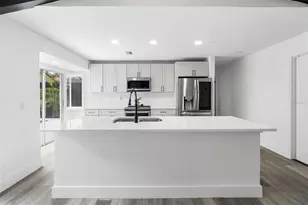 5047 Jamaica Cir, Orlando, FL 32808 - Photo 19