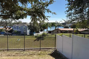 1758 Dunedin Dr, Tavares, FL 32778 - Photo 29