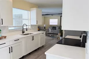 7211 Blair Dr, Orlando, FL 32818 - Photo 7