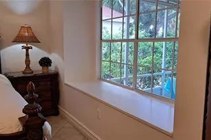 2377 Burton Ln, Sarasota, FL 34239 - Photo 23