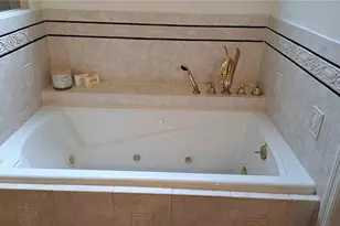 2377 Burton Ln, Sarasota, FL 34239 - Photo 27