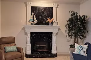 2377 Burton Ln, Sarasota, FL 34239 - Photo 15