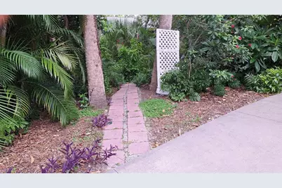 2377 Burton Lane, Sarasota, FL 34239 - Photo 41