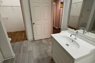 5957 Westgate Dr, Orlando, FL 32835 - Photo 5