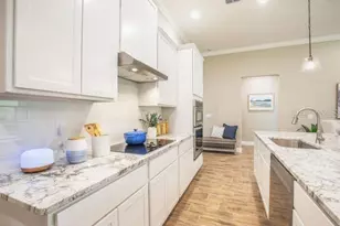 926 Buckeye Dr, Lady Lake, FL 32159 - Photo 5