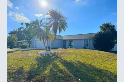 242 Seminole Boulevard NW, Port Charlotte, FL 33952 - Photo 3