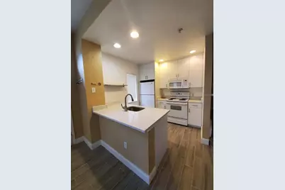 2604 Lodi Circle #107, Kissimmee, FL 34746 - Photo 5