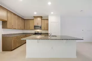 671 Clark St, Oviedo, FL 32765 - Photo 9