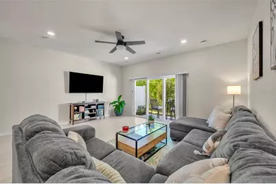 4777 Sparkling Shell Avenue, Kissimmee, FL 34746 - Photo 13