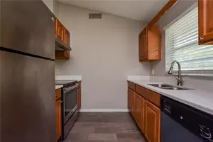 1604 Blackberry Ct, Eustis, FL 32726 - Photo 5