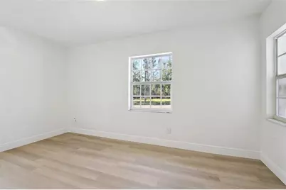 4210 Dr Martin Luther King Jr Street S, Saint Petersburg, FL 33705 - Photo 9