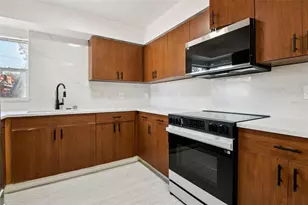 4210 Dr Martin Luther King Jr Street S, Saint Petersburg, FL 33705 - Photo 5