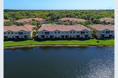 3672 Parkridge Circle #27-106, Sarasota, FL 34243 - Photo 3