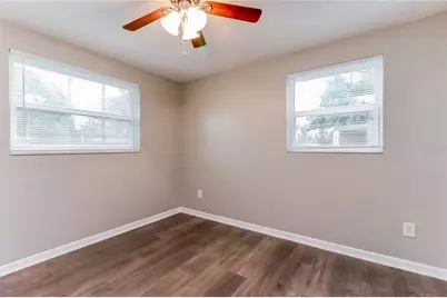 921 Hillside Drive, Lutz, FL 33549 - Photo 11