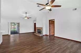 2763 Pelham Cir, Deltona, FL 32738 - Photo 5