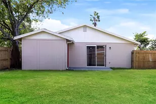 9201 Balfern Ct, Tampa, FL 33615 - Photo 15