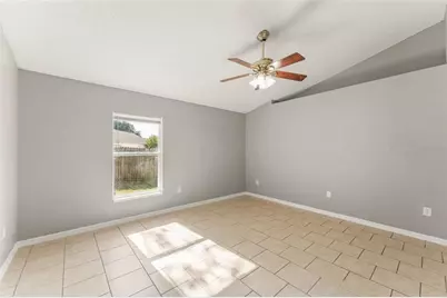881 Vanderbilt Drive, Eustis, FL 32726 - Photo 5