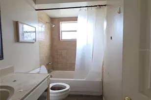 7441 1st St N, Saint Petersburg, FL 33702 - Photo 13