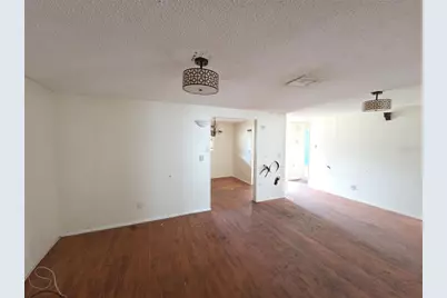 7441 1st Street N, Saint Petersburg, FL 33702 - Photo 5