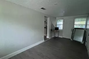 2816 Hargill Dr, Orlando, FL 32806 - Photo 9