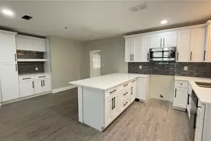 2816 Hargill Dr, Orlando, FL 32806 - Photo 5