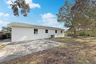 510 Oakside Dr, Brandon, FL 33510 - Photo 5