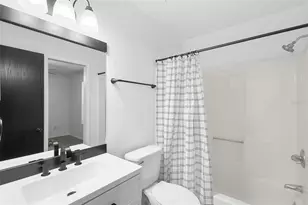 3031 Malcolm Dr, Deltona, FL 32738 - Photo 13