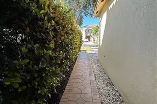 10566 Galleria St, Wellington, FL 33414 - Photo 27