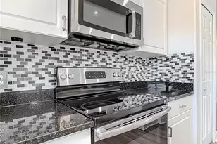 1254 Briarwood Ave, Deltona, FL 32725 - Photo 21